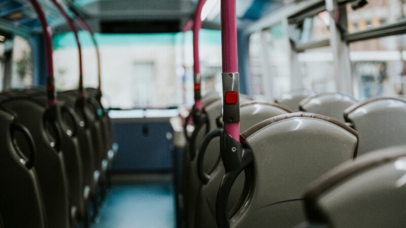 Zmiany w kursach linii autobusowych: więcej połączeń na liniach 2 i 262, mniej na linii 7