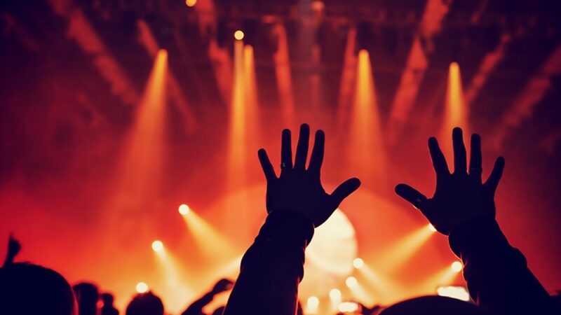 Muzyczne pożegnanie lata: ESKA Music Tour na 47. Dniach Pabianic!