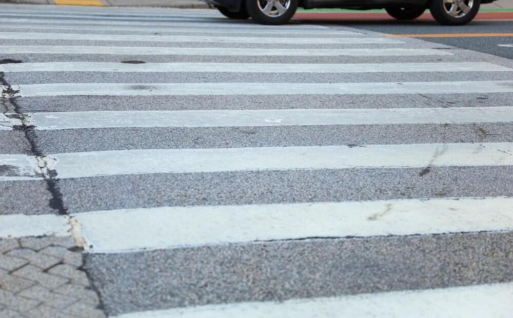 15-latek potrącony na przejściu w Pabianicach: Groźny wypadek na drodze