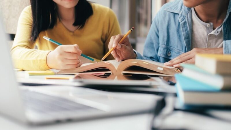 75-lecie ZNP w Pabianicach: Świętujemy historię i przyszłość polskiej edukacji