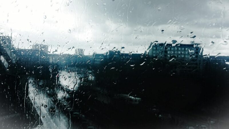 Silny wiatr zagraża wielu powiatom – ostrzeżenie IMGW!