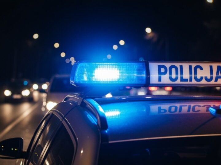 Zdemolował mieszkanie i trafił za kratki – 28-latek w rękach policji po zniszczeniu mienia