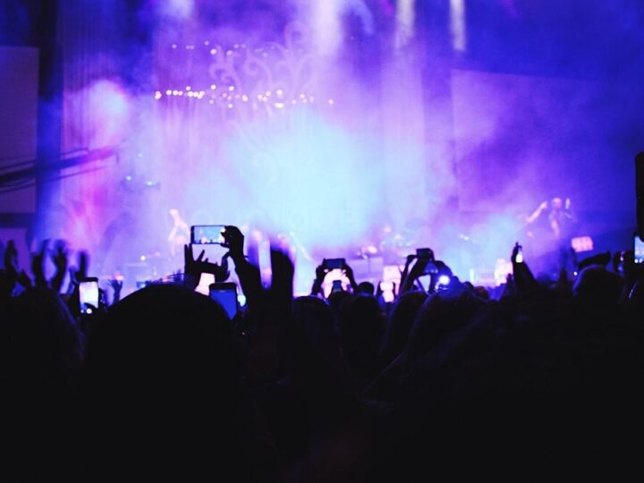 Efemerydy: sztuka uchwycona w ulotnych momentach w Pabianicach