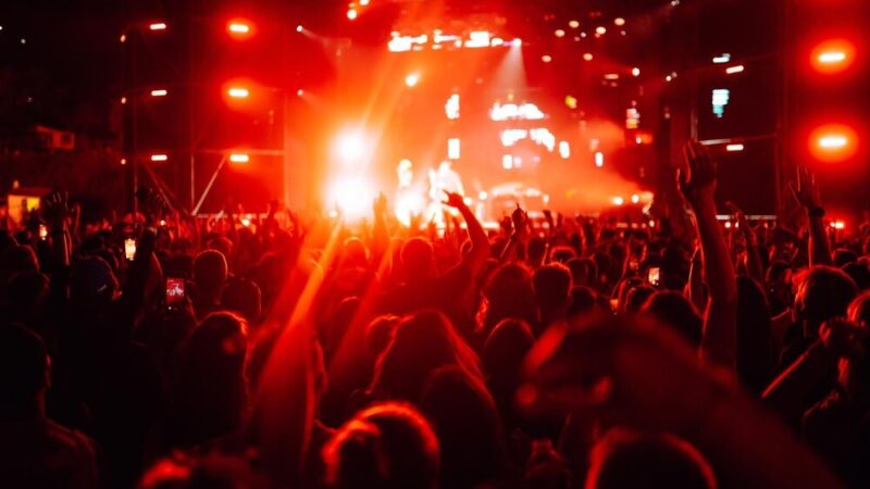 Muzyczna podróż ku Niepodległej – świętujmy razem w Dobroniu!