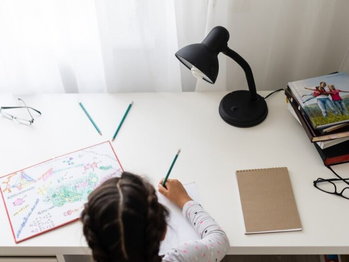 Młodzież z Widzewa zmienia Dobroń: nowa przestrzeń dla społeczności!