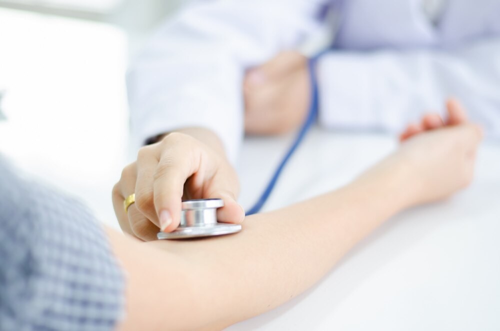 Pabianicki Dzień Zdrowia: Mieszkańcy korzystają z darmowych badań i porad zdrowotnych