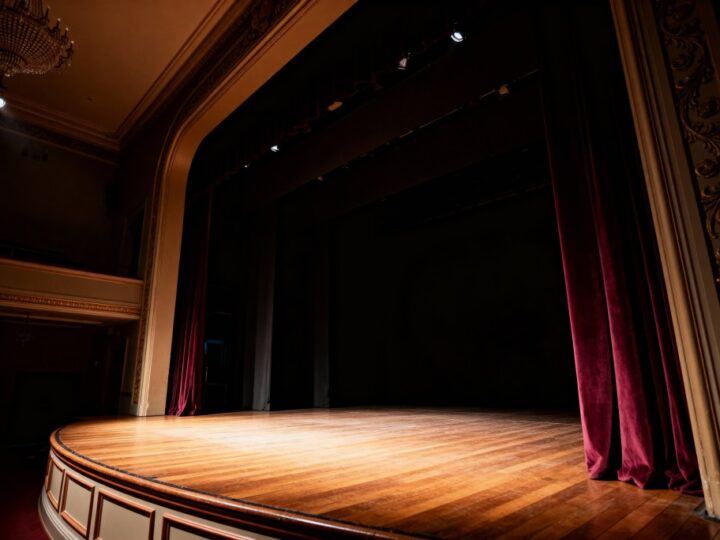 Tajemnicze przygody w sanatorium: nowy spektakl Teatru DlaNiepoznaki w Pabianicach