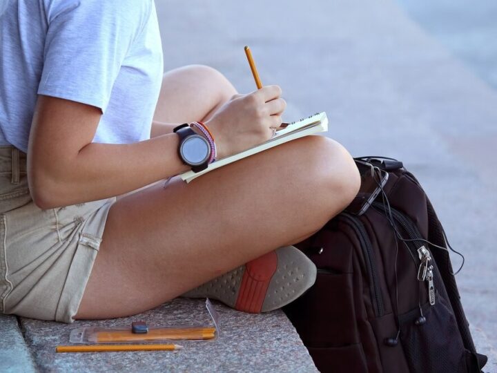 Dłutów stawia na ekologię: szkoła zyskała nowoczesną efektywność energetyczną