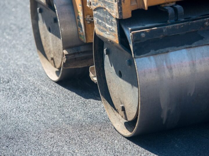 Postępy w budowie drogi do Baryczy: Wójt przedstawia aktualizację