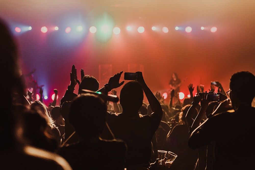 Świąteczna muzyka z policją: koncert dla dzieci w Pawelanie