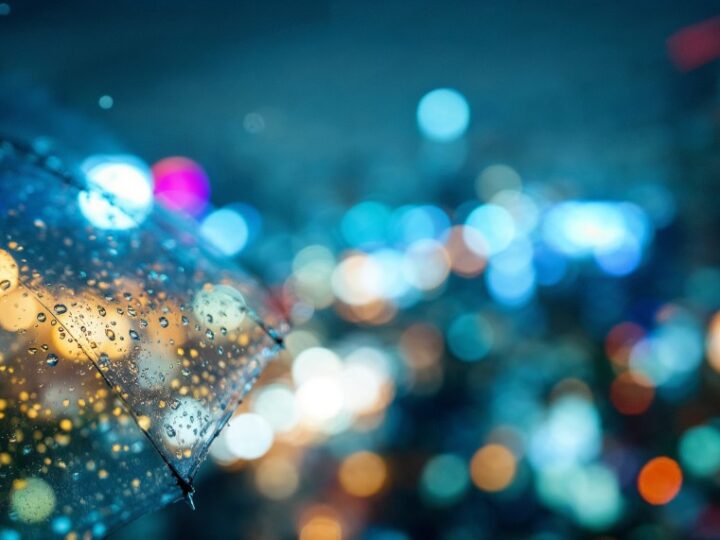 Marznące opady i gołoledź w Łódzkiem: Ostrzeżenie IMGW I stopnia