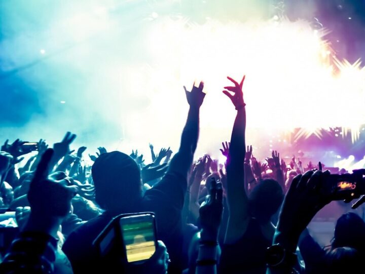 Taniec dla WOŚP: Niezapomniana Potańcówka w MOK Pabianice