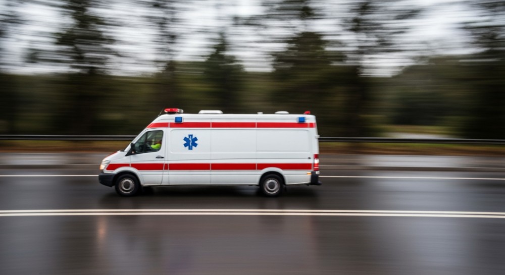 Monitoring uratował życie – mężczyzna w kryzysie trafił do szpitala