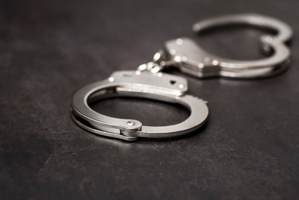 Zatrzymani z metamfetaminą: poszukiwany mężczyzna i jego znajoma w tarapatach