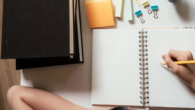 Szydłów stawia na edukację: nowy projekt z Funduszy Europejskich dla uczniów i nauczycieli