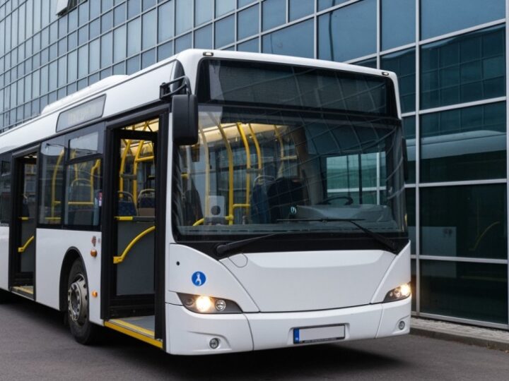 Solaris Bus & Coach: 30 lat lidera innowacji w transporcie publicznym