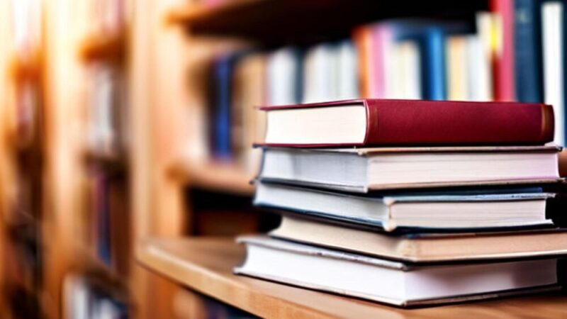 Kwiaty za książki: Wiosenna akcja w bibliotece!