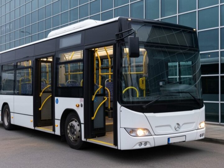 Autobus 401 odzyskuje blask dzięki zapaleńcom!