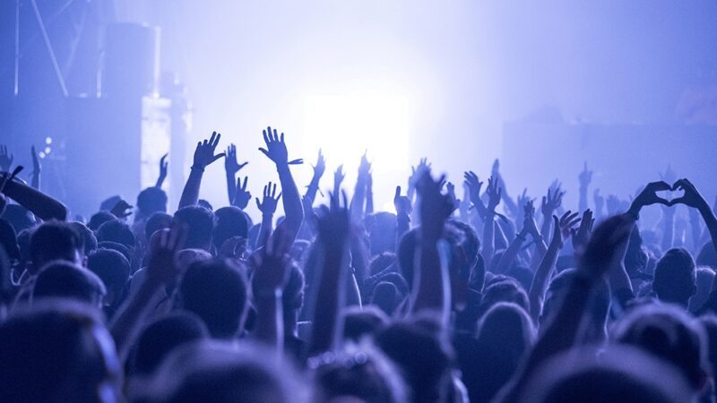 Festiwal Folkloru w Pabianicach: Parada i Muzyka z Całego Świata!