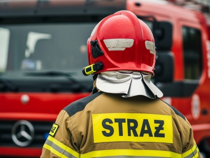 Szybka akcja OSP Pabianice: Pożar kombajnu i dramatyczne wezwanie do otwarcia mieszkania