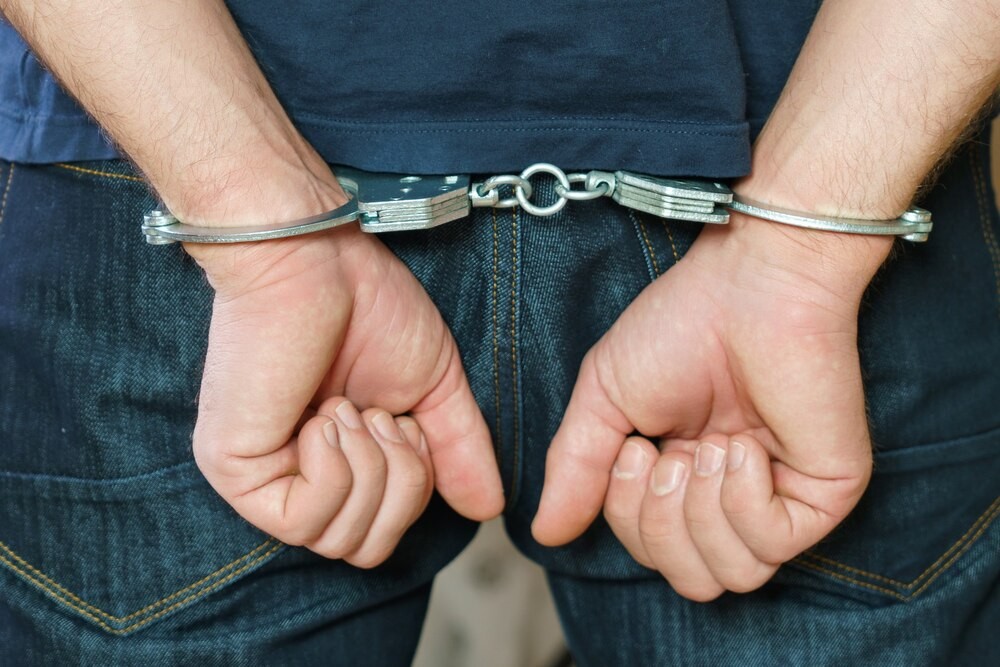 Policja w Pabianicach zarekwirowała blisko 900 gramów narkotyków, zatrzymano trzech mężczyzn