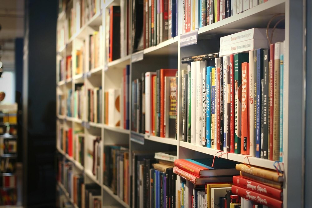 Książka w drodze: Pabianicka Biblioteka zaprasza do literackiej podróży!