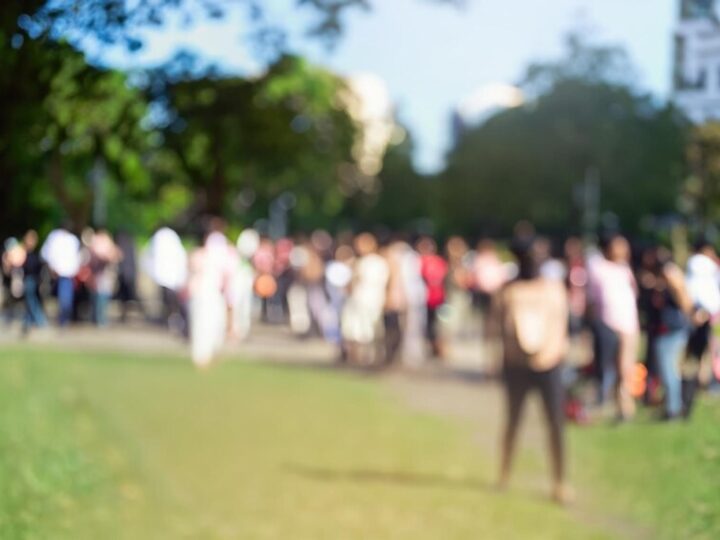 Dobroń uruchamia Bon Senioralny. Bezpłatna pomoc domowa dla osób 65+
