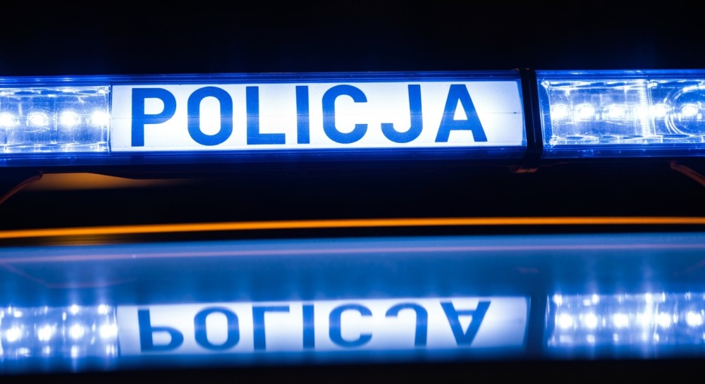 Policja patroluje okolice cmentarzy. Jak bezpiecznie dotrzeć na groby bliskich?